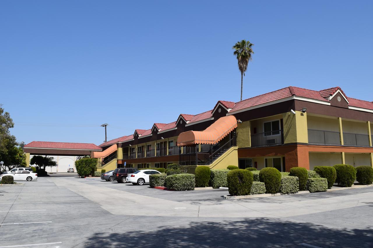 Budget Inn La Puente Luaran gambar