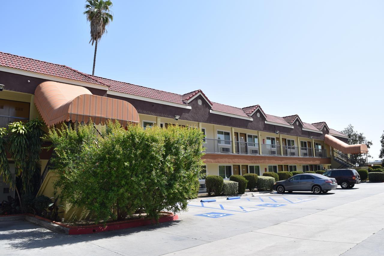 Budget Inn La Puente Luaran gambar