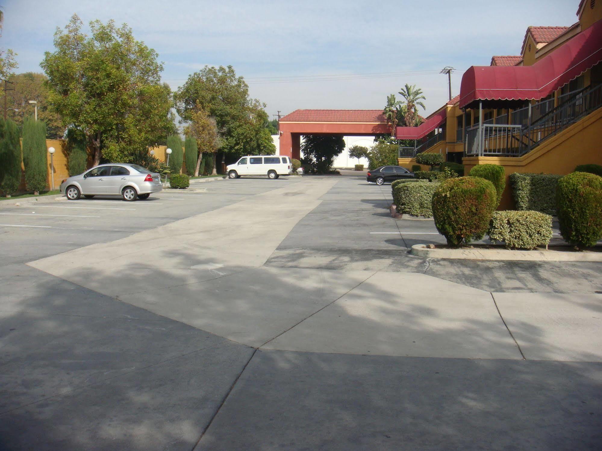 Budget Inn La Puente Luaran gambar